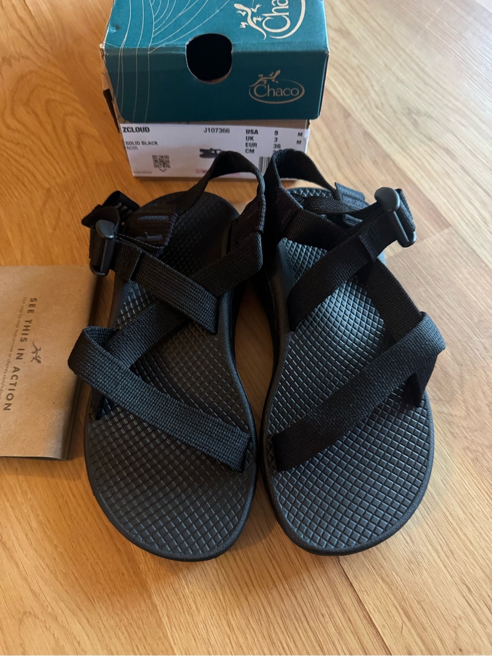 Chaco NEW Women’s size 5 Black Adjustable Z/Cloud Sport Sandals shoes
